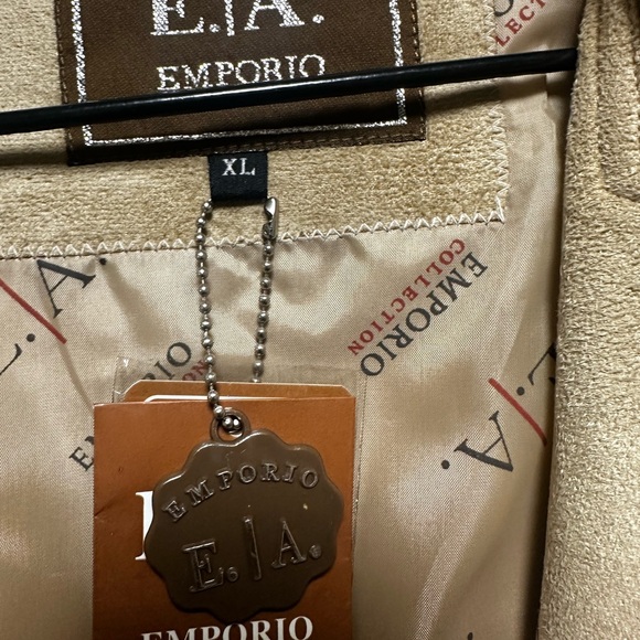 Women's Tan Coat - Picture 4 of 6